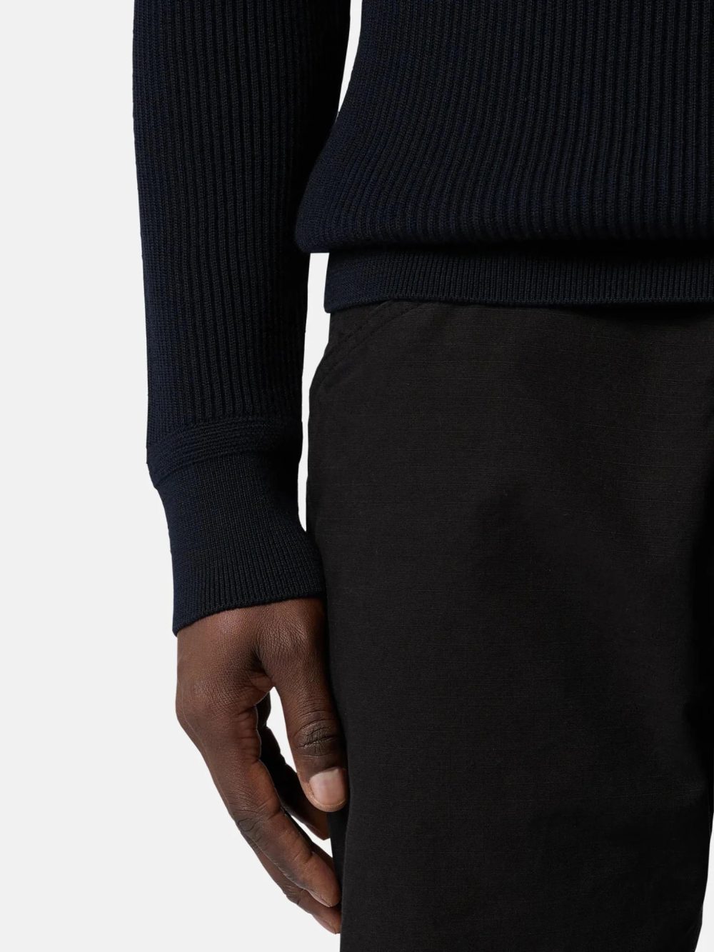 Pull Bleu · Vertex